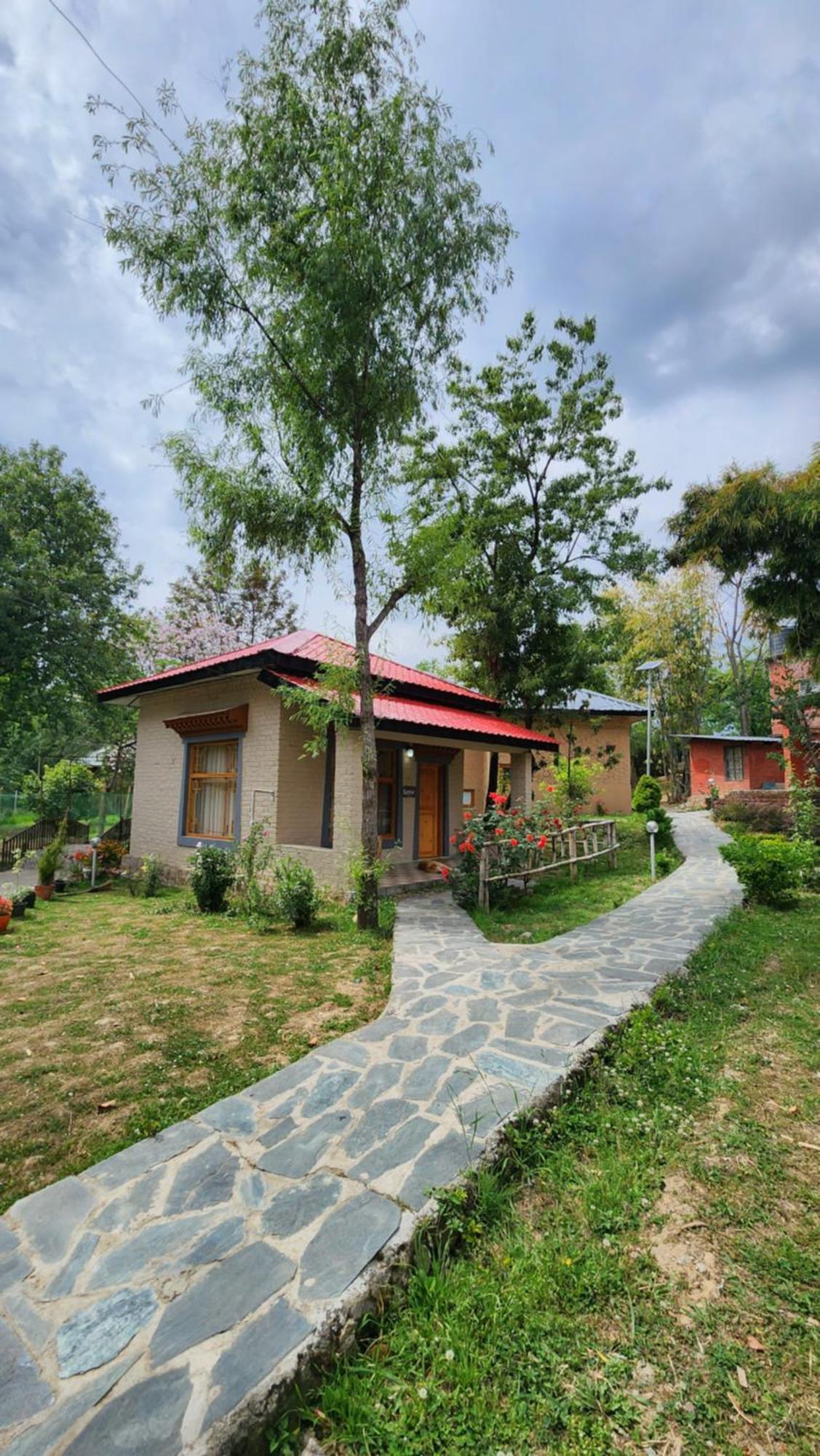 Namlang Resort Bir  Exterior photo
