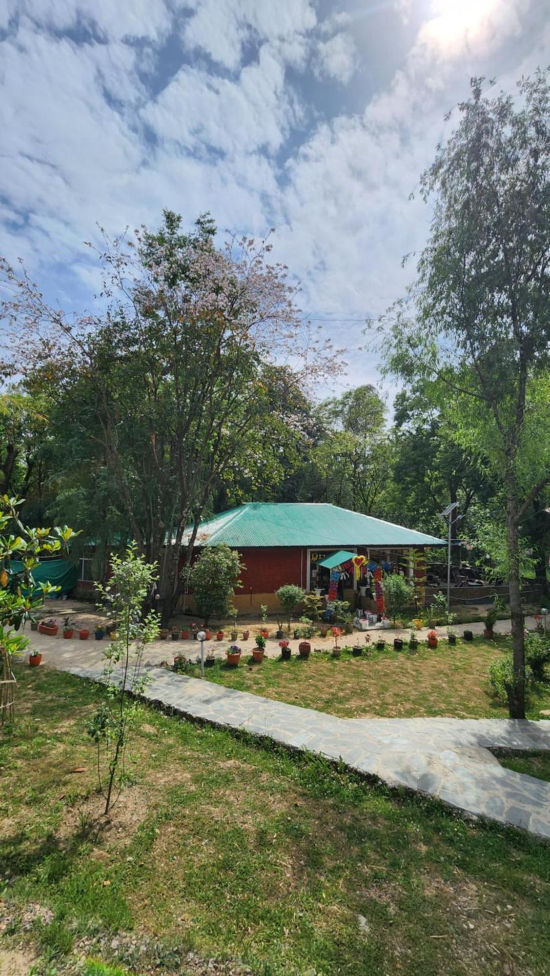 Namlang Resort Bir  Exterior photo